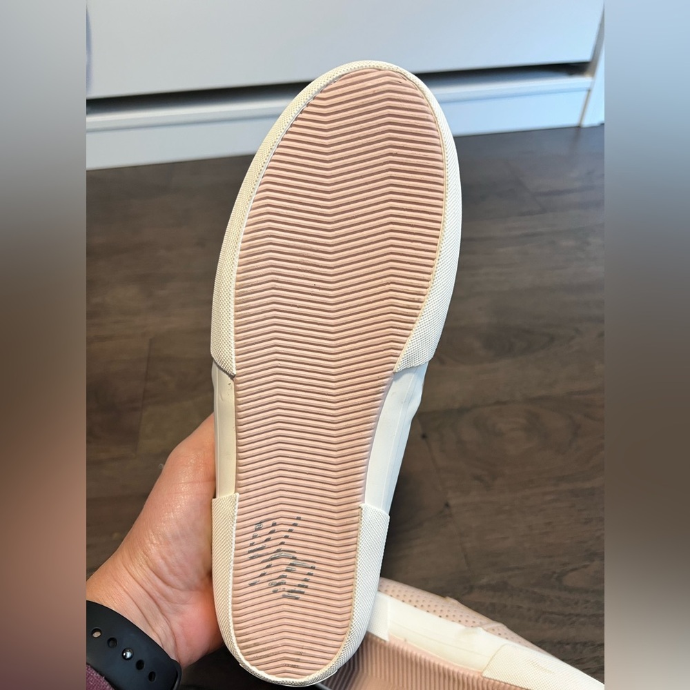 Michael Kors slip on shoes - Picture 4 of 5